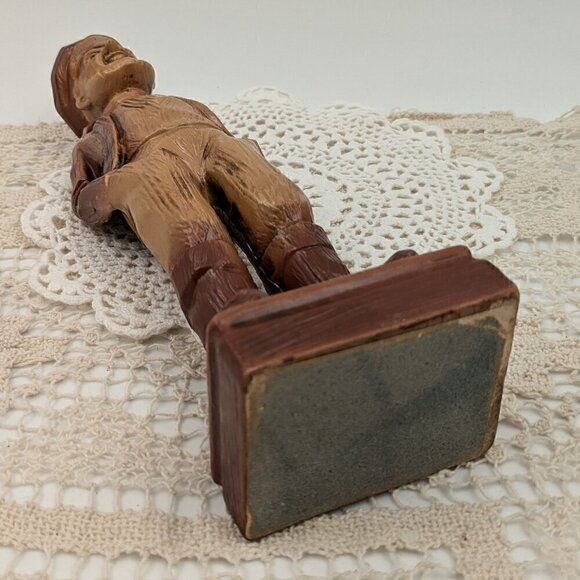 Vintage Ceramic Sea Captain / Sailor / Fisherman Figurine - Picture 6 of 7